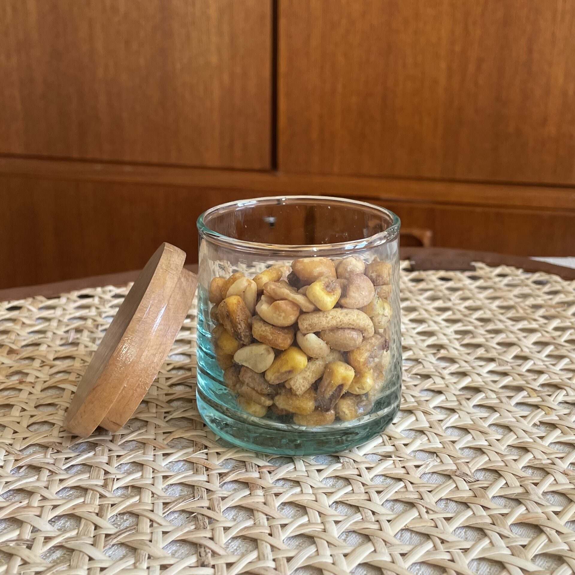 Bocal avec couvercle